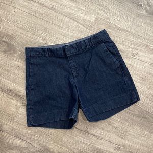 Banana Republic Hampton Tailored 5" Chambray Short Size 25/0